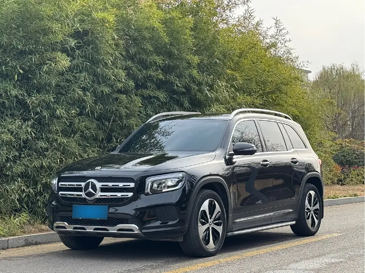 2023 Mercedes-Benz GLB Class 2.0T 190HP L4 8DCT