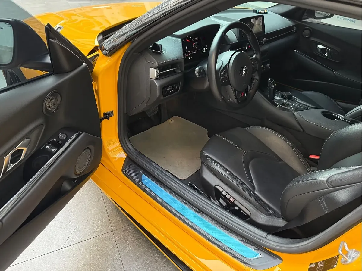 2022 Toyota Supra 2.0T 197HP L4 8AT,autocango,china used car exporter,china ev exporter,chinese used car exporter,chinese used ev exporter