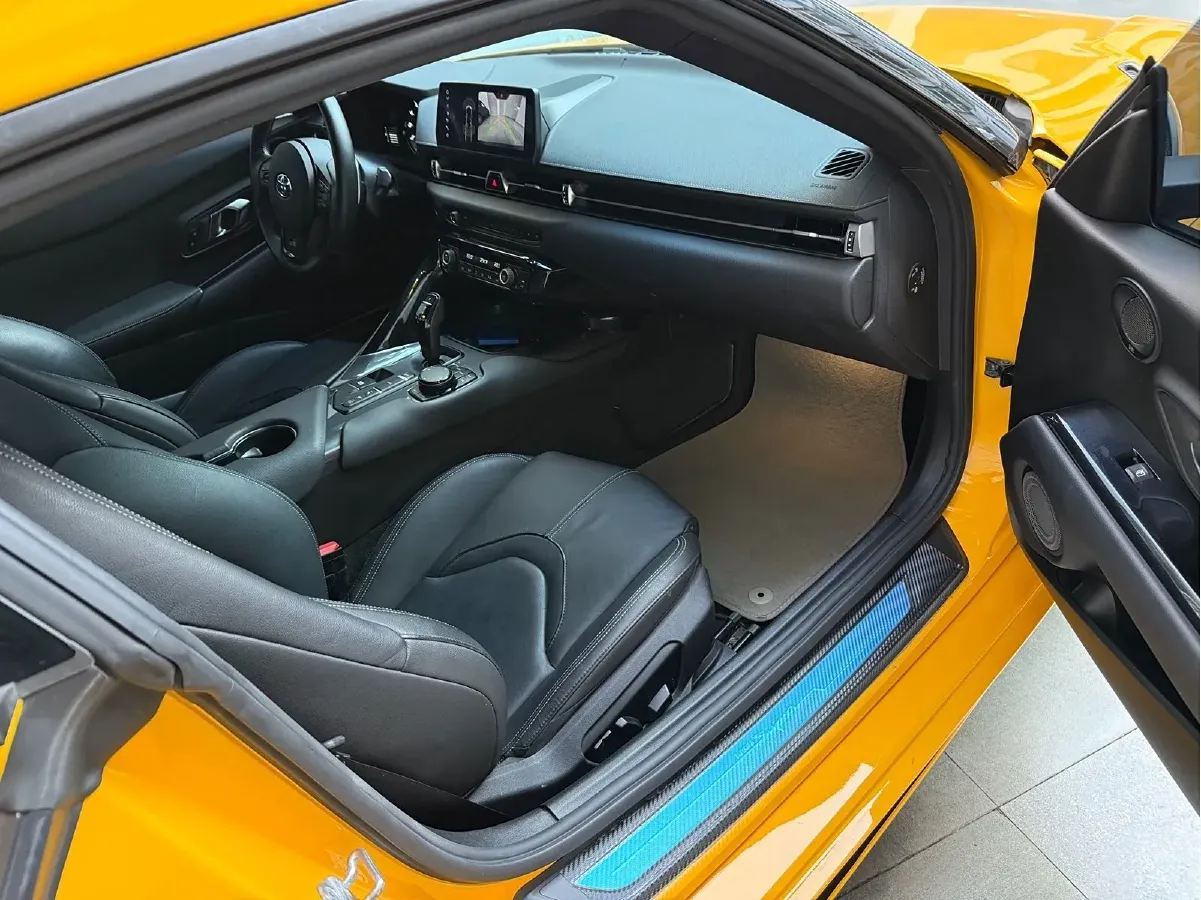 2022 Toyota Supra 2.0T 197HP L4 8AT,autocango,china used car exporter,china ev exporter,chinese used car exporter,chinese used ev exporter