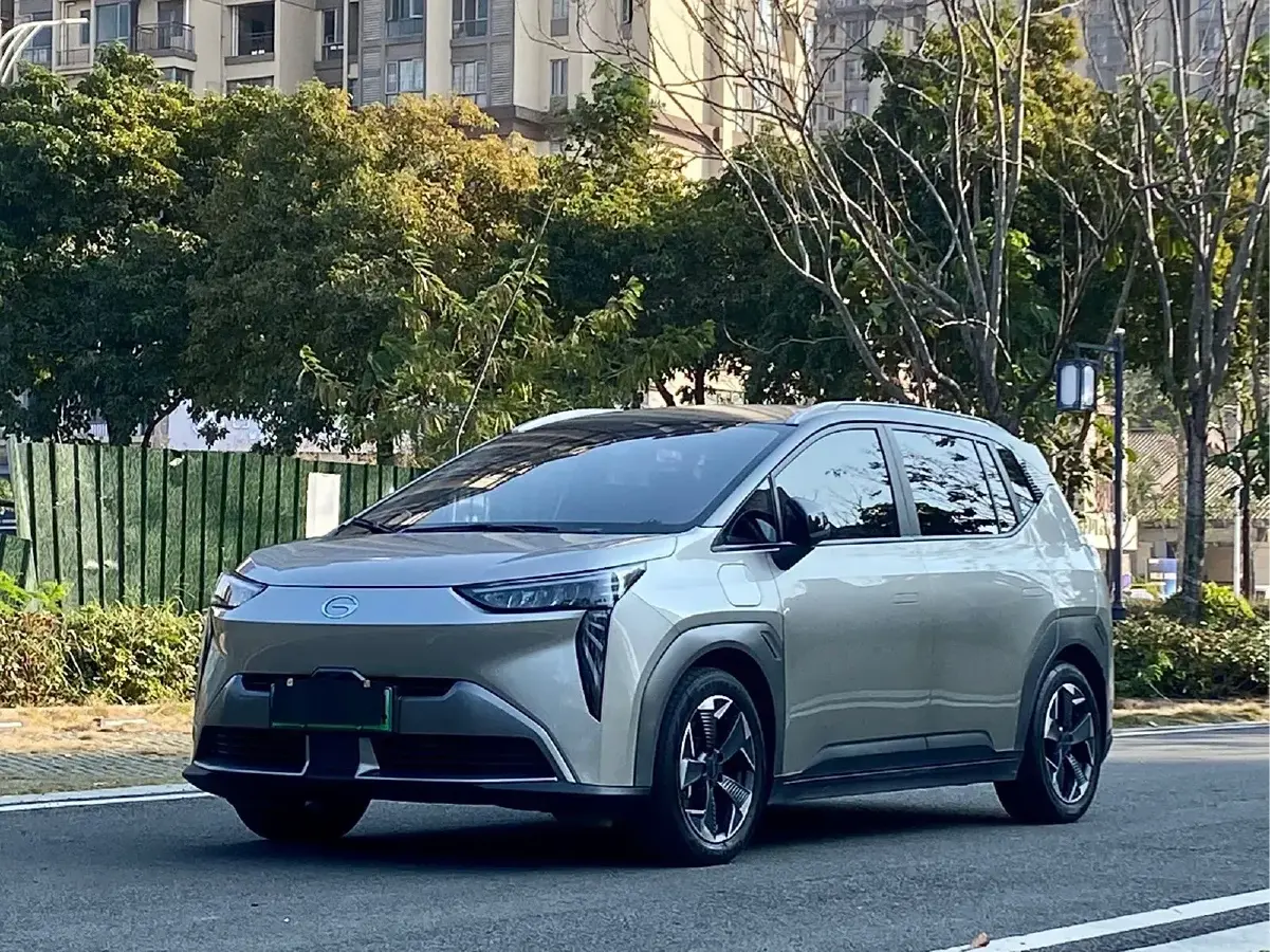 2022 Aion Y BEV 63.98KWH