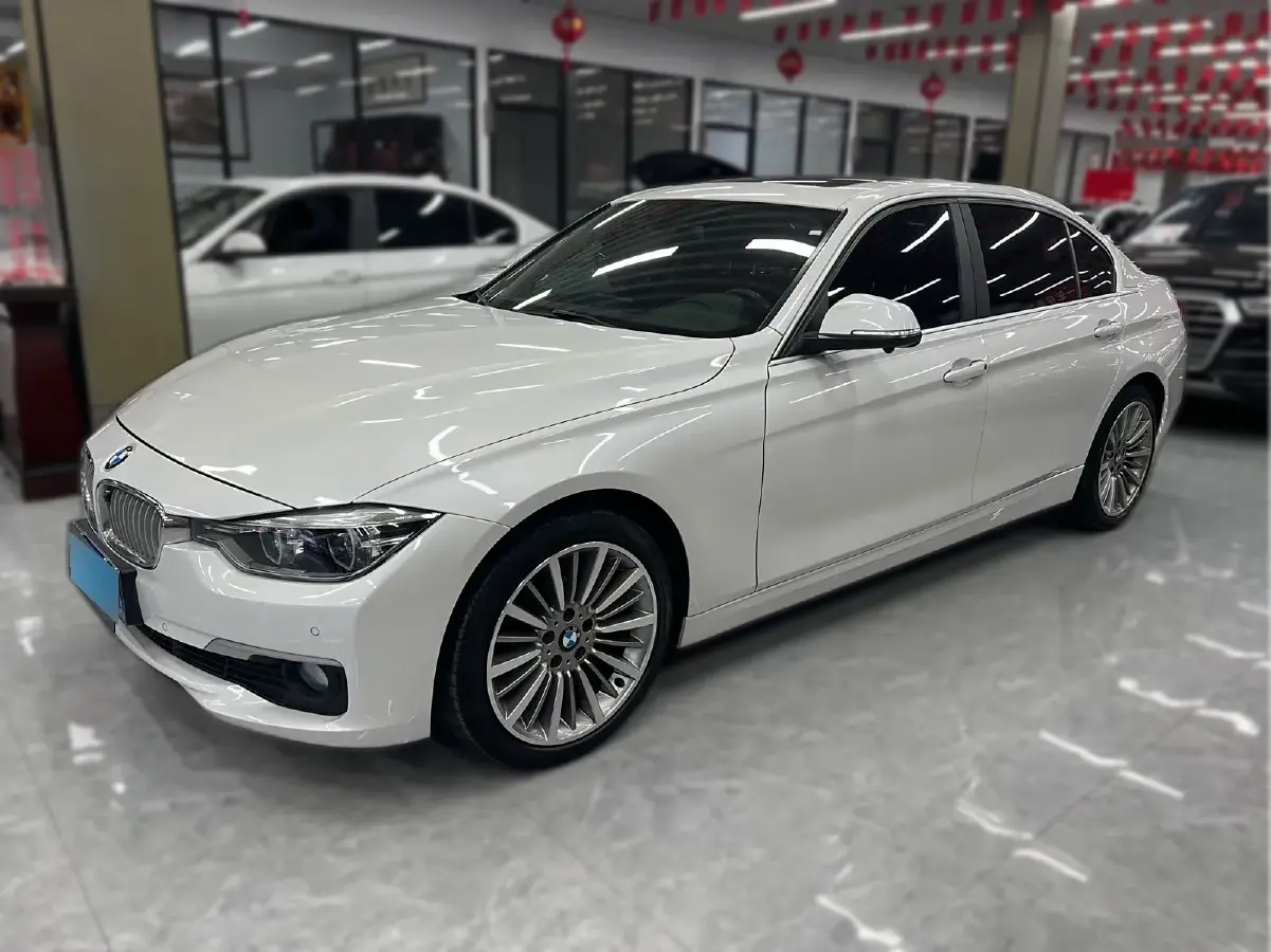 2019 BMW 3 Series 2.0T 184HP L4 8AT