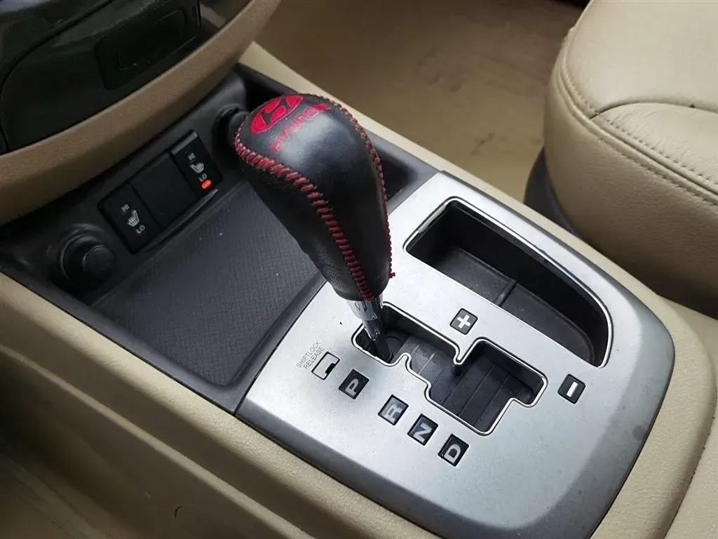 2010 Hyundai Santafe Classic 2.4L 174HP L4 6AT,autocango,china used car exporter,china ev exporter,chinese used car exporter,chinese used ev exporter