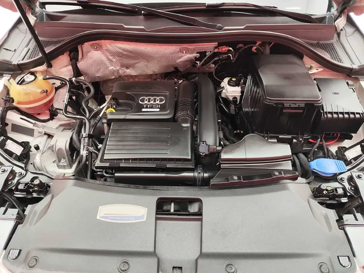 2016 Audi Q3 1.4T 150HP L4 6DCT,autocango,china used car exporter,china ev exporter,chinese used car exporter,chinese used ev exporter
