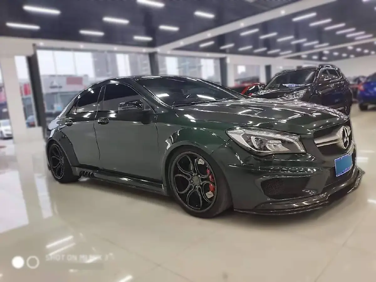 2016 Mercedes-Benz CLA Class 2.0T 211HP L4 7DCT
