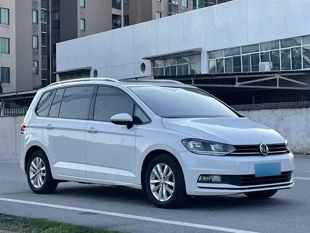 2018 Volkswagen Touran 1.4T 150HP L4 7DCT,autocango,china used car exporter,china ev exporter,chinese used car exporter,chinese used ev exporter