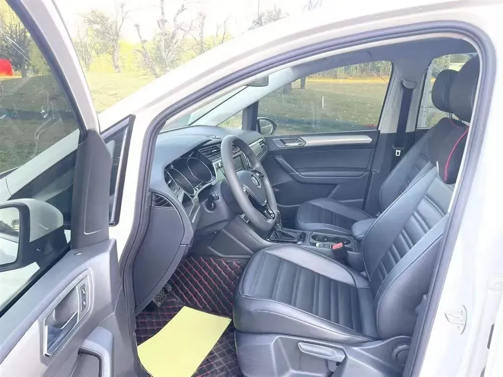 2018 Volkswagen Touran 1.4T 150HP L4 7DCT,autocango,china used car exporter,china ev exporter,chinese used car exporter,chinese used ev exporter