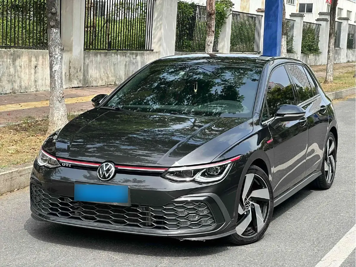 2021 Volkswagen GolfGTI 2.0T 220HP L4 7DCT
