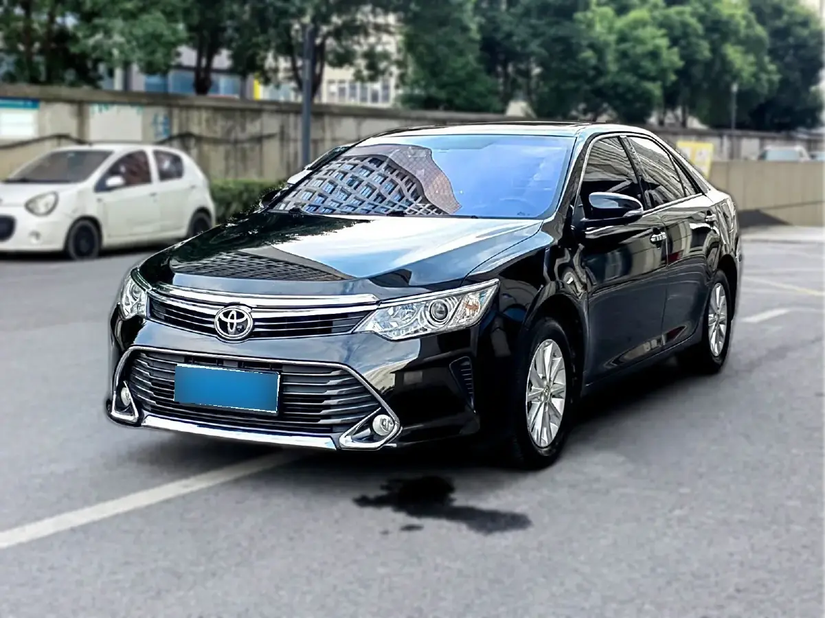 2016 Toyota Camry 2.0L 167HP L4 6AT