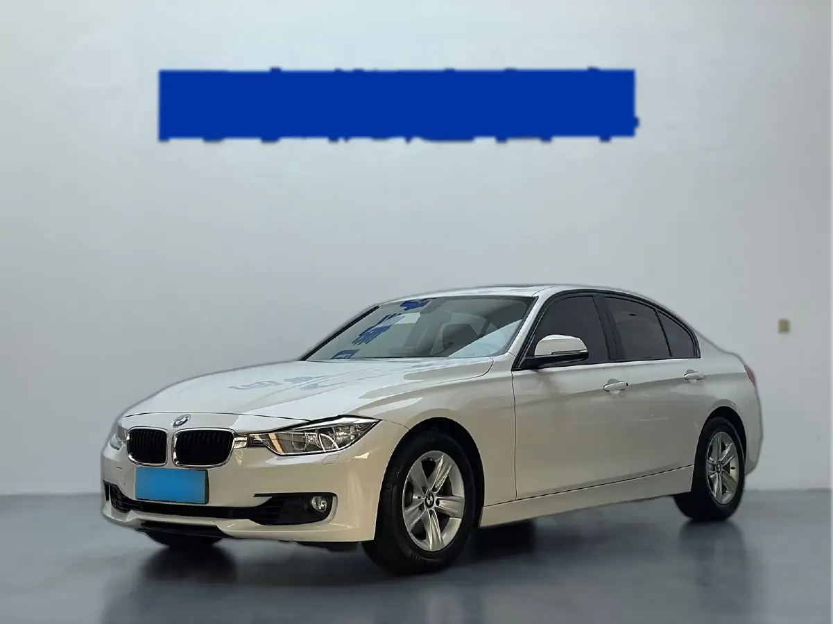 2014 BMW 3 Series 2.0T 184HP L4 8AT