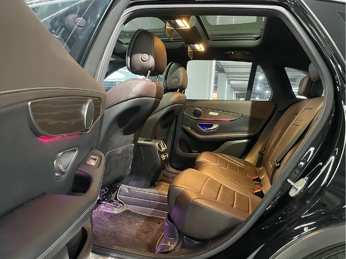 2021 Mercedes-Benz GLC Class 2.0T 197HP L4 9AT,autocango,china used car exporter,china ev exporter,chinese used car exporter,chinese used ev exporter