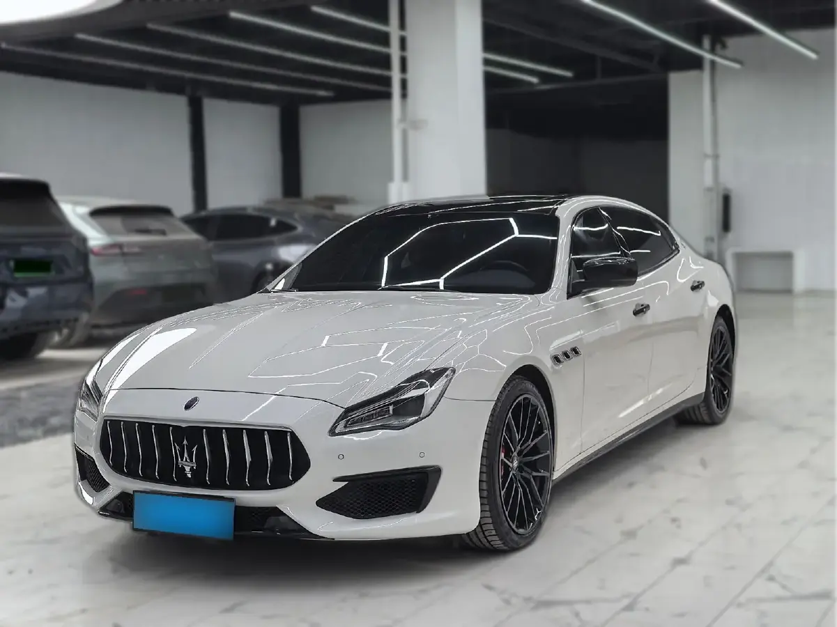 2015 Maserati Quattroporte 3.0T 409HP V6 8AT