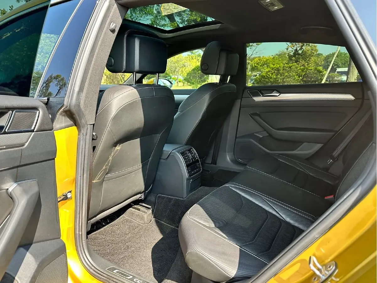 2020 Volkswagen CC 2.0T 186HP L4 7DCT,autocango,china used car exporter,china ev exporter,chinese used car exporter,chinese used ev exporter