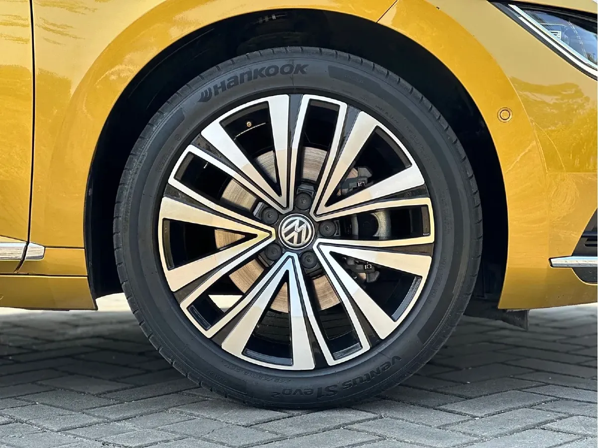 2020 Volkswagen CC 2.0T 186HP L4 7DCT,autocango,china used car exporter,china ev exporter,chinese used car exporter,chinese used ev exporter