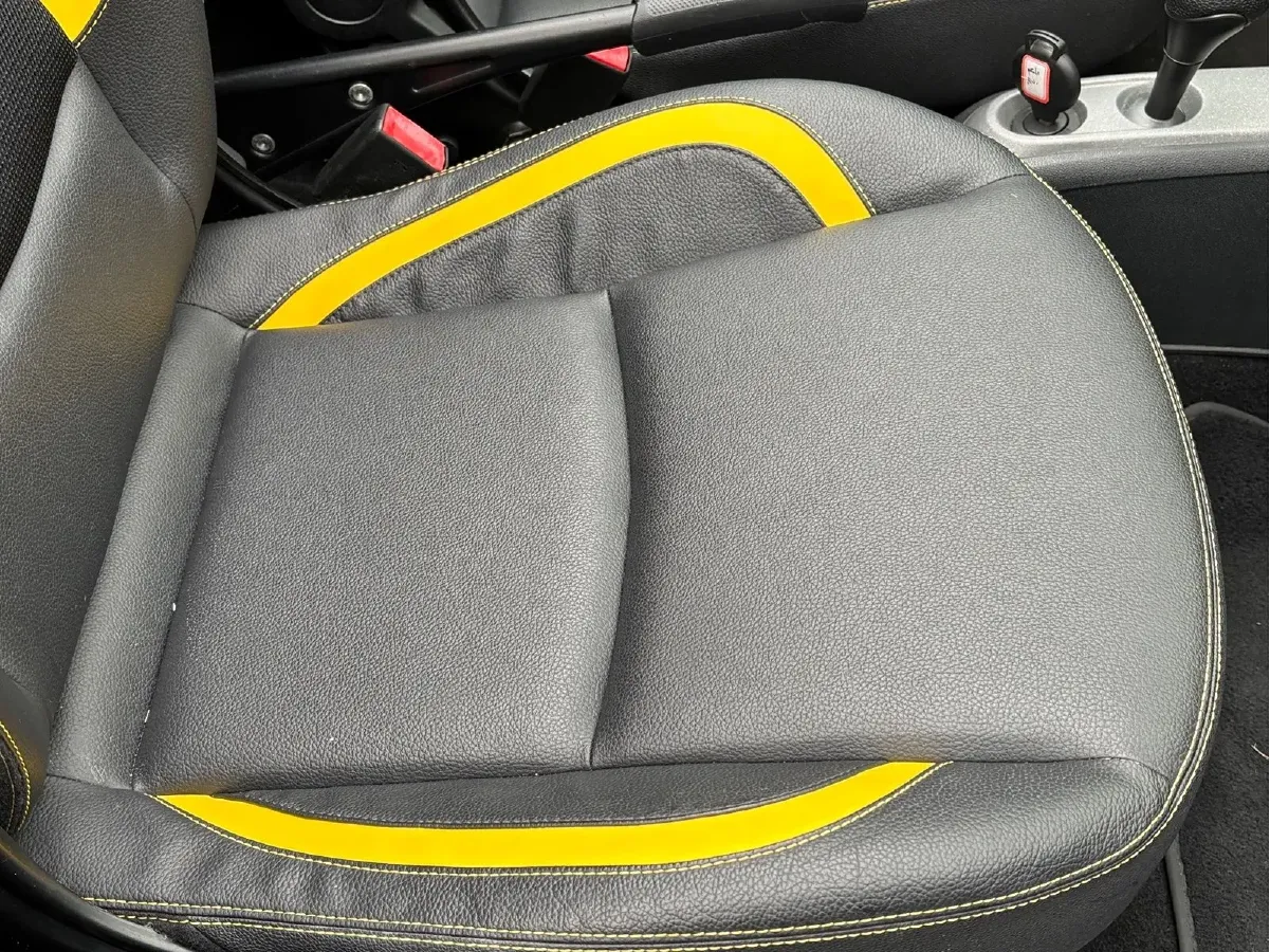 2013 Smart smart fortwo 1.0T 84HP L3 5AMT,autocango,china used car exporter,china ev exporter,chinese used car exporter,chinese used ev exporter