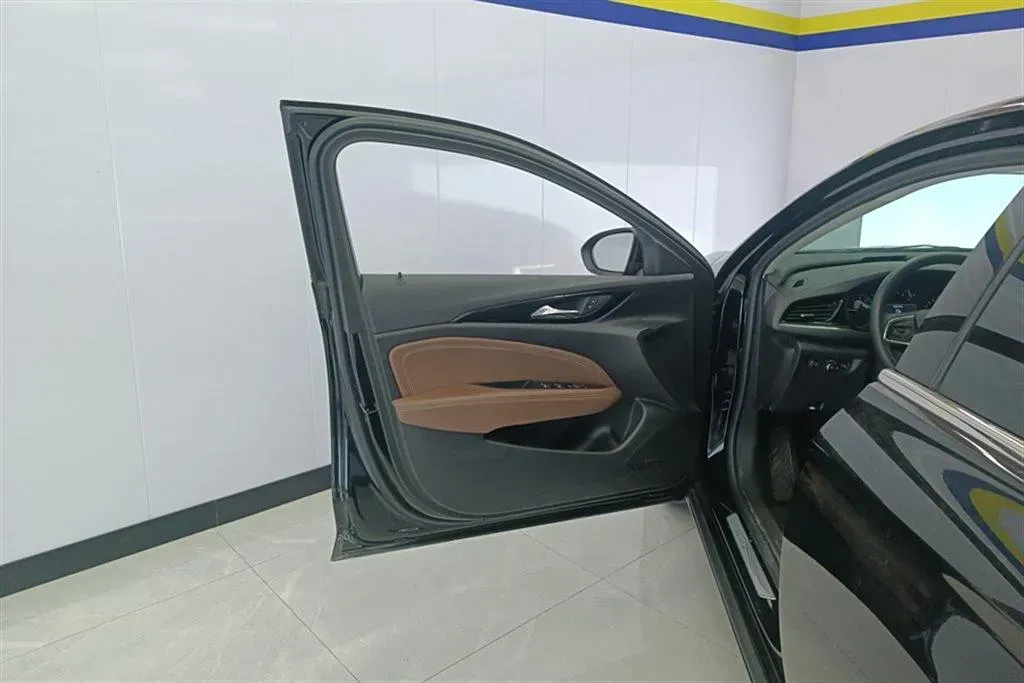 2023 Buick Regal 2.0T 237HP L4 9AT,autocango,china used car exporter,china ev exporter,chinese used car exporter,chinese used ev exporter