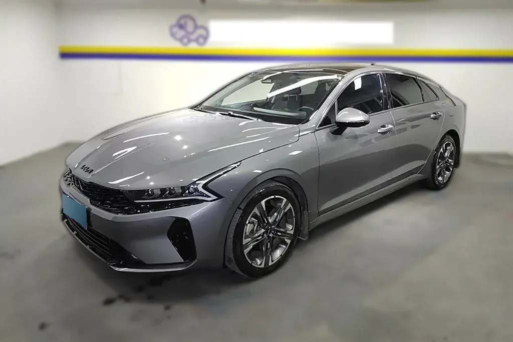 2021 Kia K5 2.0T 240HP L4 8AT