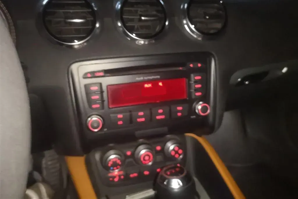 2011 Audi TTS 2.0T 272HP L4 6DCT,autocango,china used car exporter,china ev exporter,chinese used car exporter,chinese used ev exporter