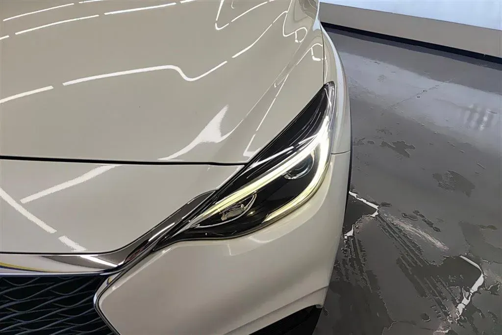 2017 Infiniti QX30 2.0T 211HP L4 7DCT,autocango,china used car exporter,china ev exporter,chinese used car exporter,chinese used ev exporter