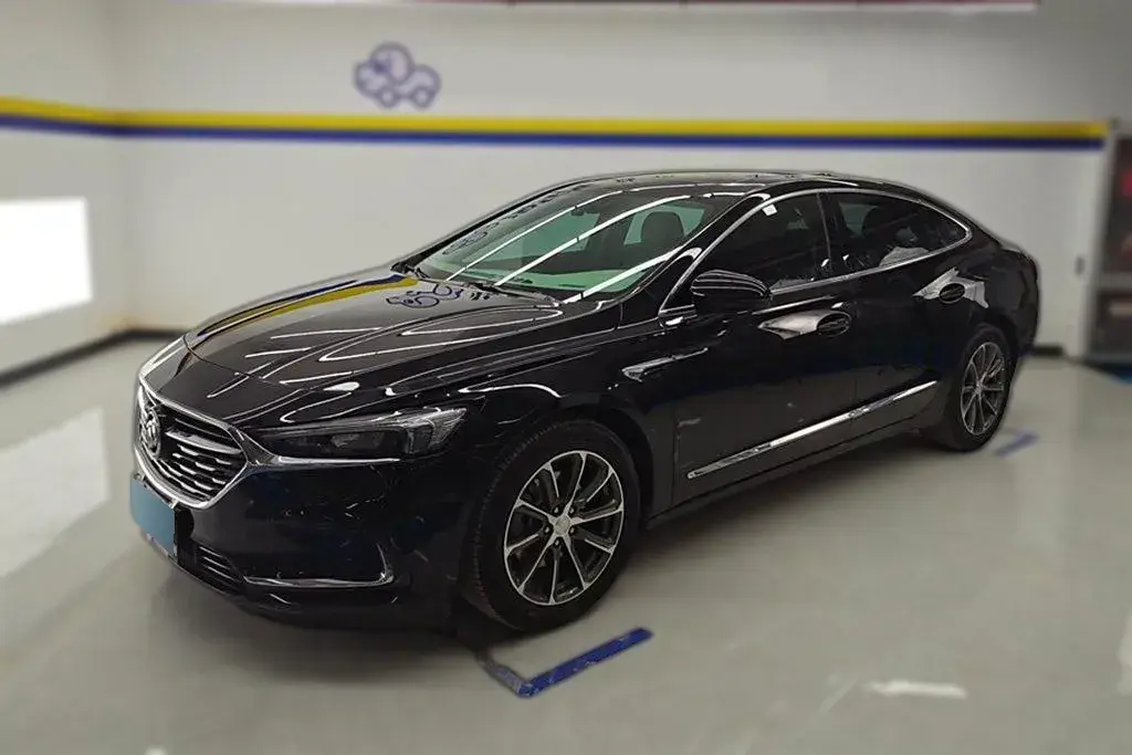 2022 Buick Larcosse 2.0T 237HP L4 9AT