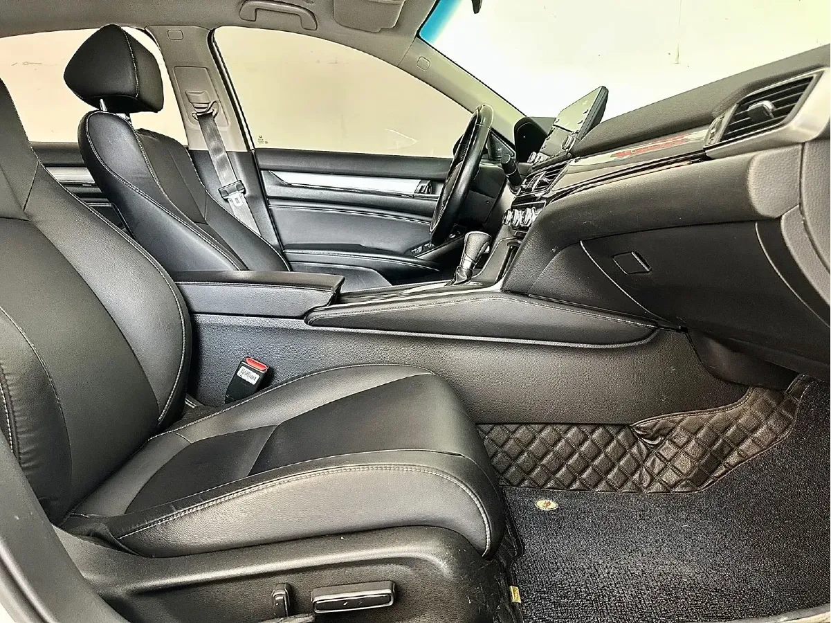 2019 Honda Inspire 1.5T 194HP L4 CVT,autocango,china used car exporter,china ev exporter,chinese used car exporter,chinese used ev exporter