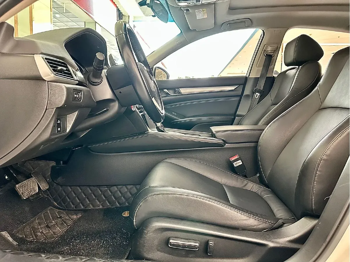 2019 Honda Inspire 1.5T 194HP L4 CVT,autocango,china used car exporter,china ev exporter,chinese used car exporter,chinese used ev exporter