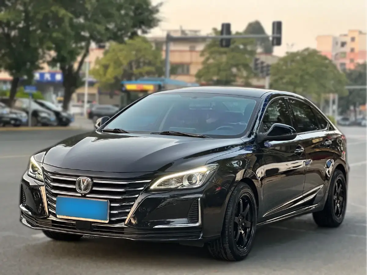 2020 ChangAn Raeton CC 1.5T 156HP L4 6AT