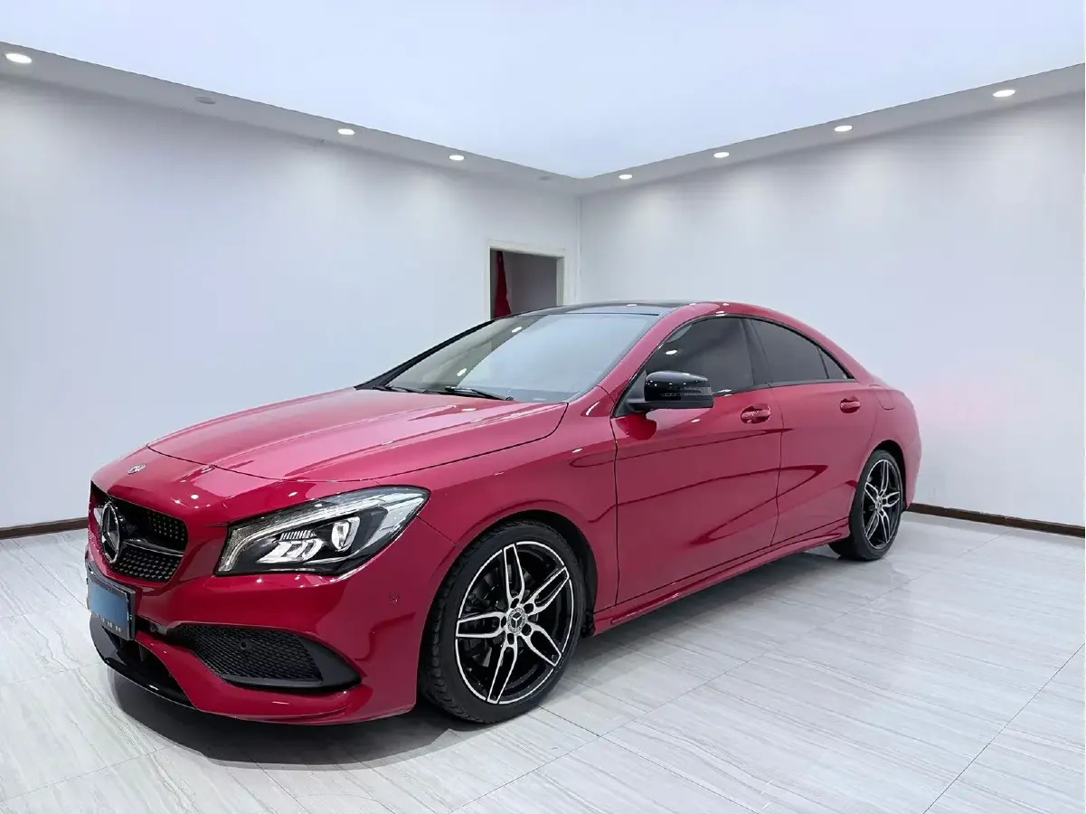 2017 Mercedes-Benz CLA Class 2.0T 184HP L4 7DCT