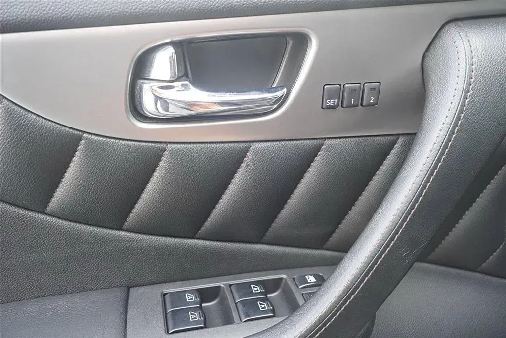 2011 Infiniti FX 3.5L 332HP V6 7AT,autocango,china used car exporter,china ev exporter,chinese used car exporter,chinese used ev exporter