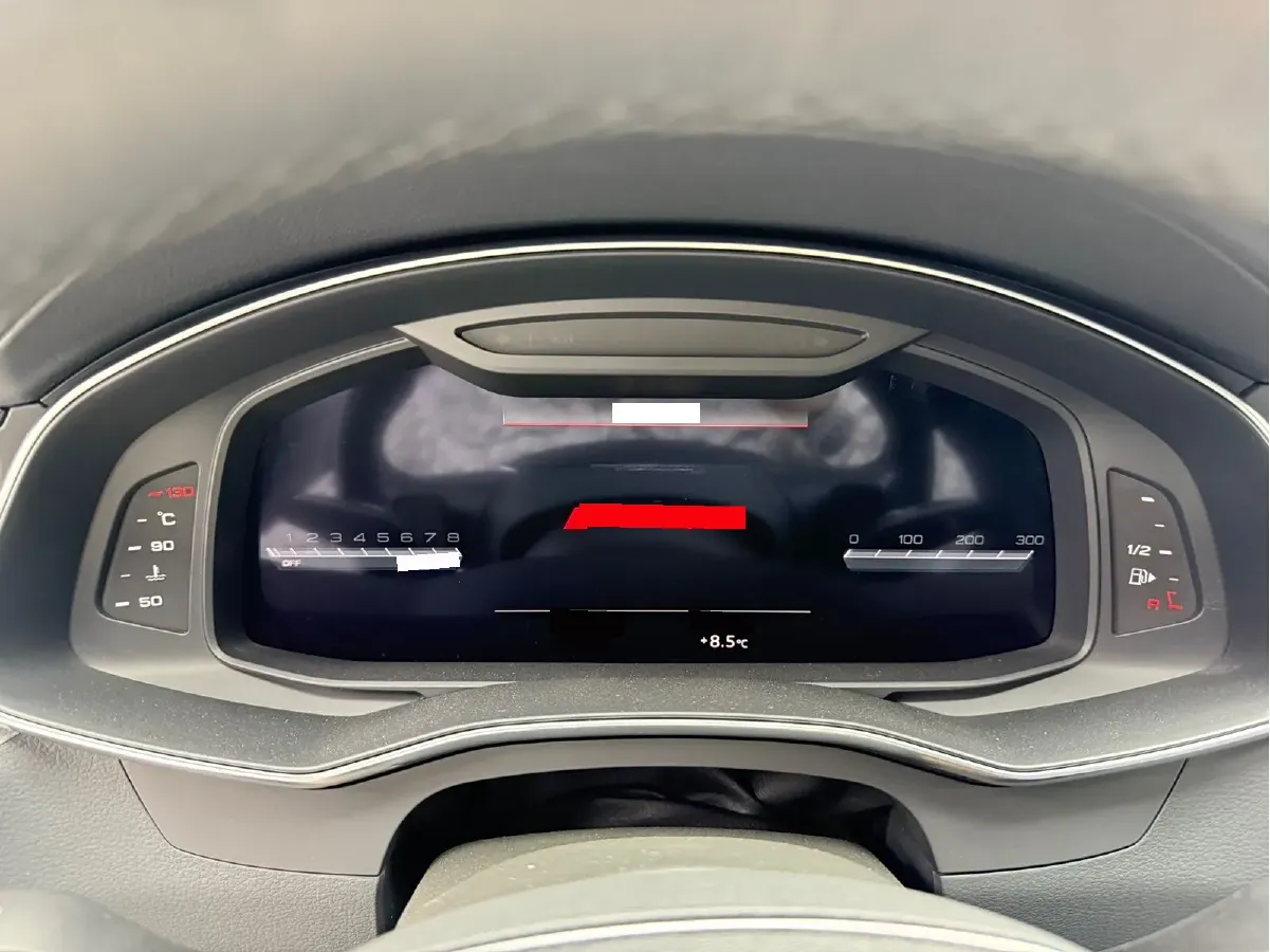 2022 Audi A6 2.0T 245HP L4 7DCT,autocango,china used car exporter,china ev exporter,chinese used car exporter,chinese used ev exporter