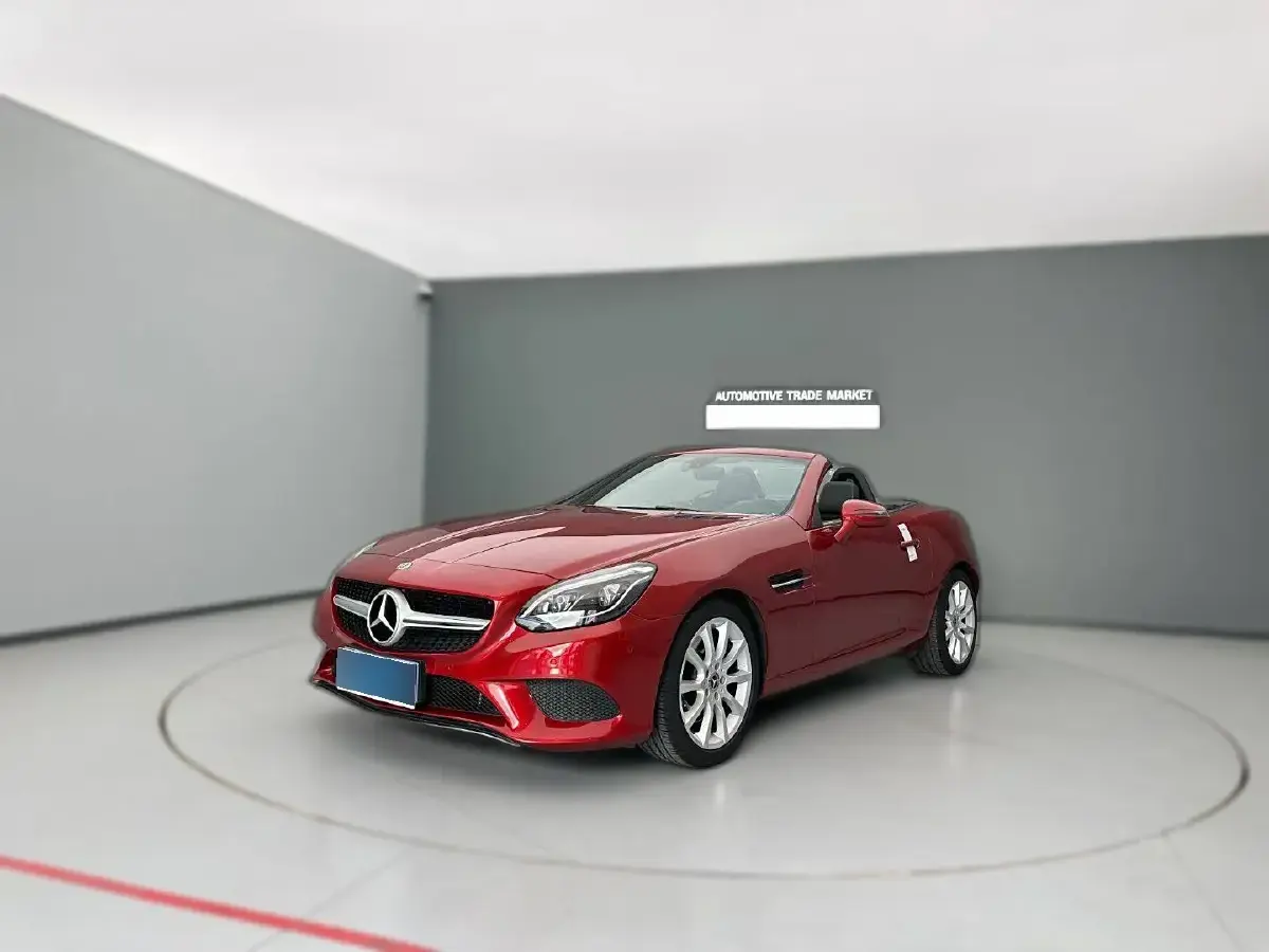 2018 Mercedes-Benz SLC Class 2.0T 211HP L4 9AT