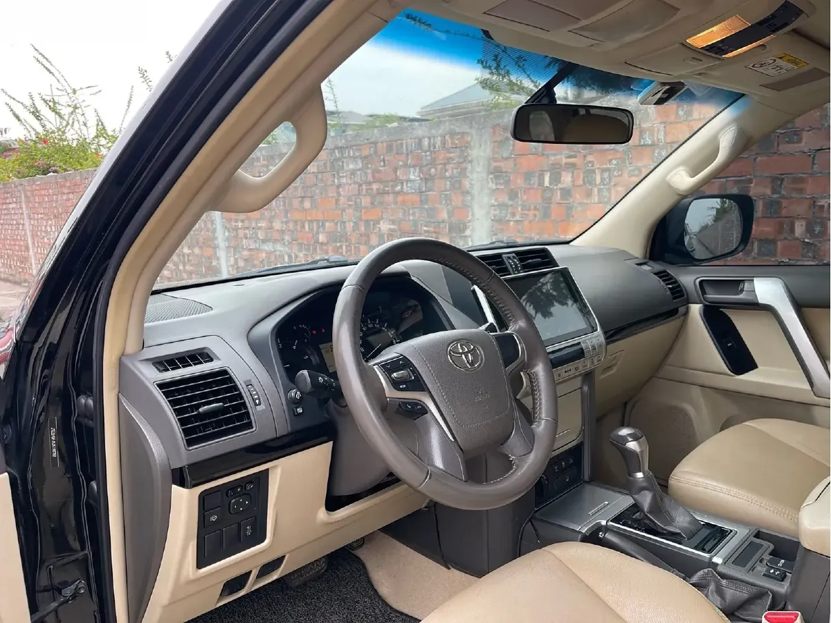 2004 Toyota Land Cruiser Prado 4.0L 243HP V6 5AT,autocango,china used car exporter,china ev exporter,chinese used car exporter,chinese used ev exporter