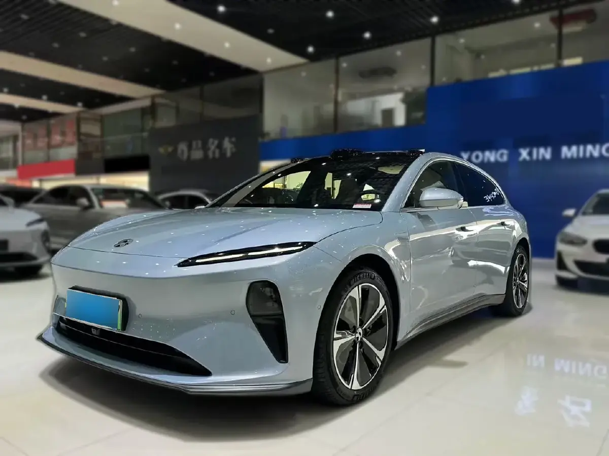 2024 NIO ET5T BEV 75KWH