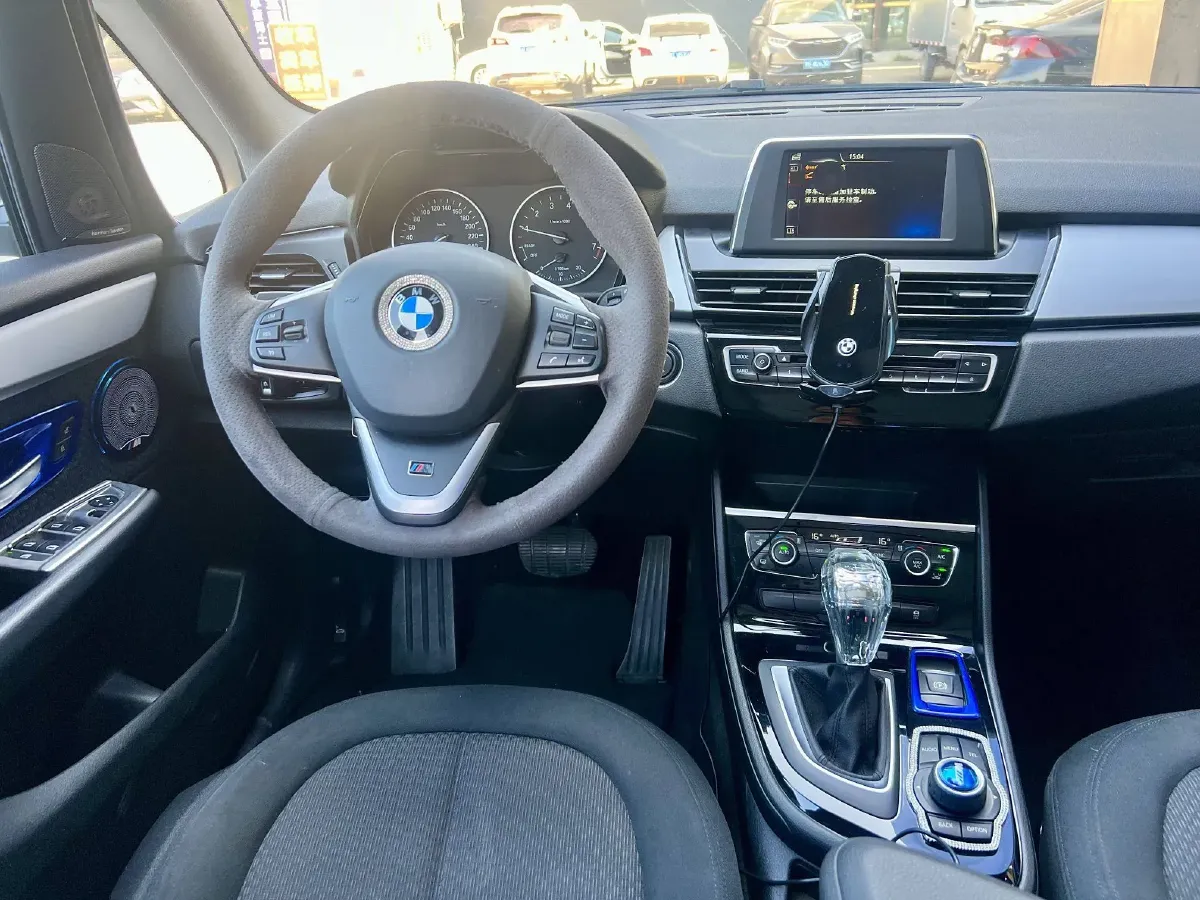 2015 BMW 2 Series SUV 1.5T 136HP L3 6AT,autocango,china used car exporter,china ev exporter,chinese used car exporter,chinese used ev exporter