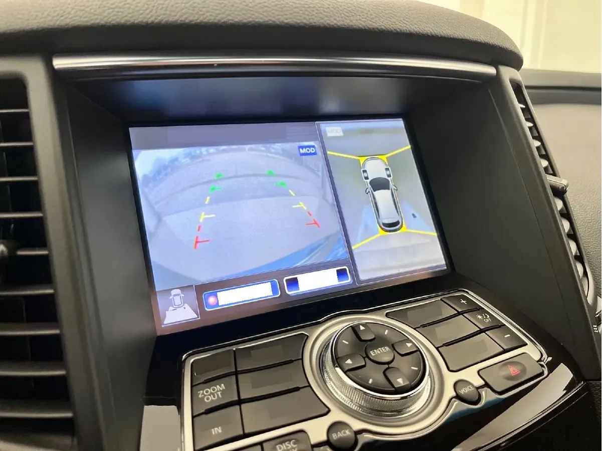 2015 Infiniti QX70 3.7L 351HP V6 7AT,autocango,china used car exporter,china ev exporter,chinese used car exporter,chinese used ev exporter