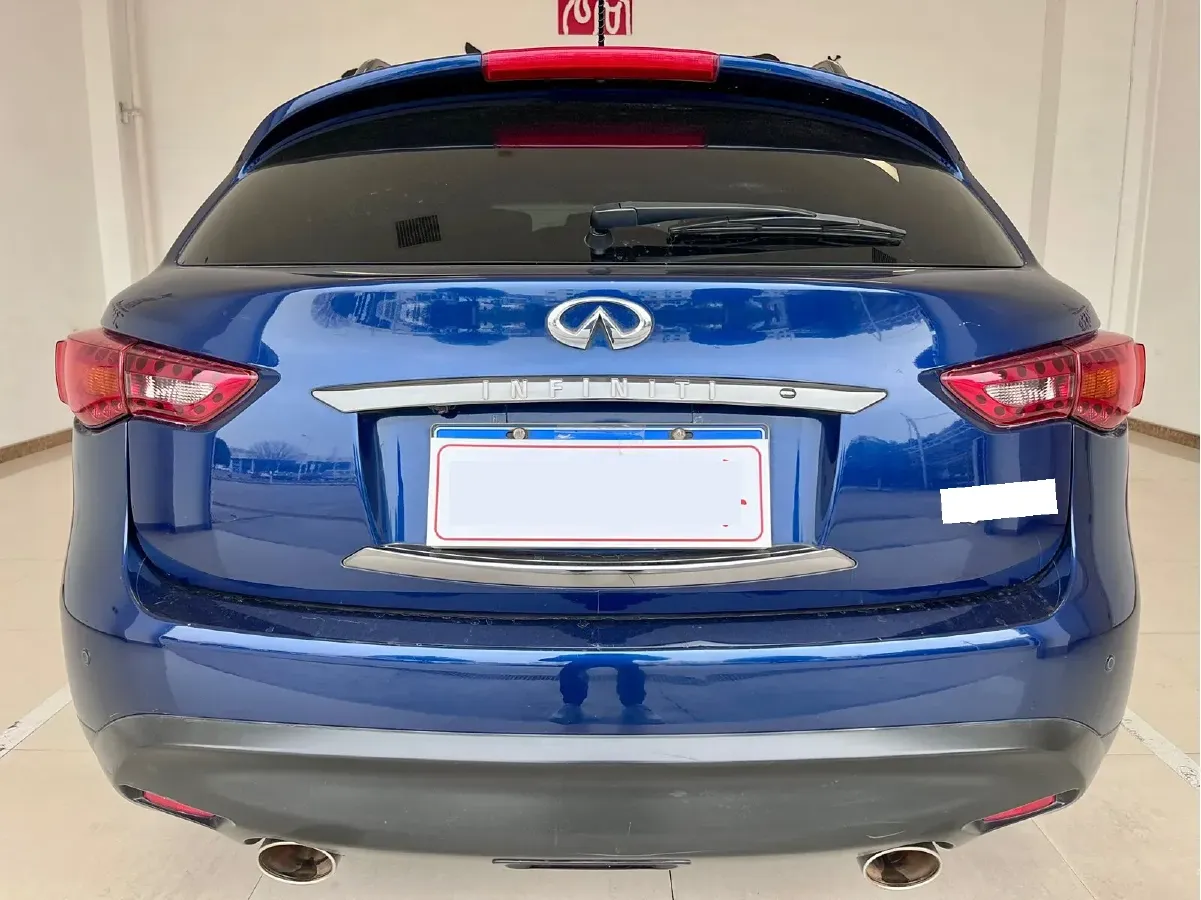 2015 Infiniti QX70 3.7L 351HP V6 7AT,autocango,china used car exporter,china ev exporter,chinese used car exporter,chinese used ev exporter