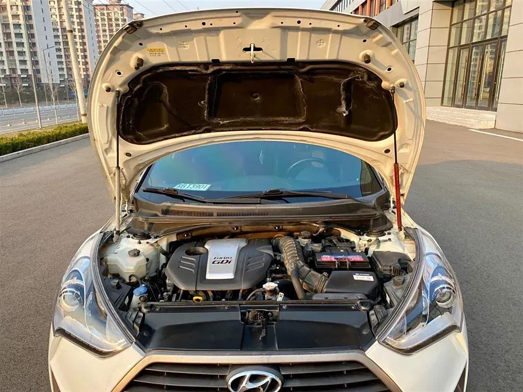 2015 Hyundai Veloster 1.6T 204HP L4 7DCT,autocango,china used car exporter,china ev exporter,chinese used car exporter,chinese used ev exporter