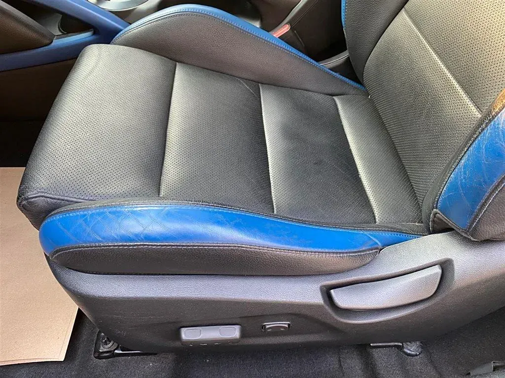 2015 Hyundai Veloster 1.6T 204HP L4 7DCT,autocango,china used car exporter,china ev exporter,chinese used car exporter,chinese used ev exporter