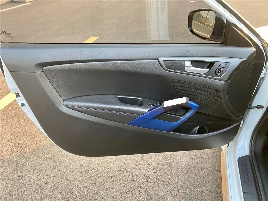 2015 Hyundai Veloster 1.6T 204HP L4 7DCT,autocango,china used car exporter,china ev exporter,chinese used car exporter,chinese used ev exporter