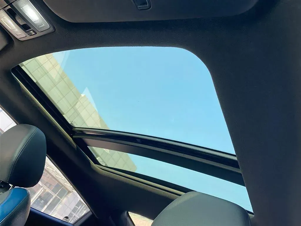 2015 Hyundai Veloster 1.6T 204HP L4 7DCT,autocango,china used car exporter,china ev exporter,chinese used car exporter,chinese used ev exporter