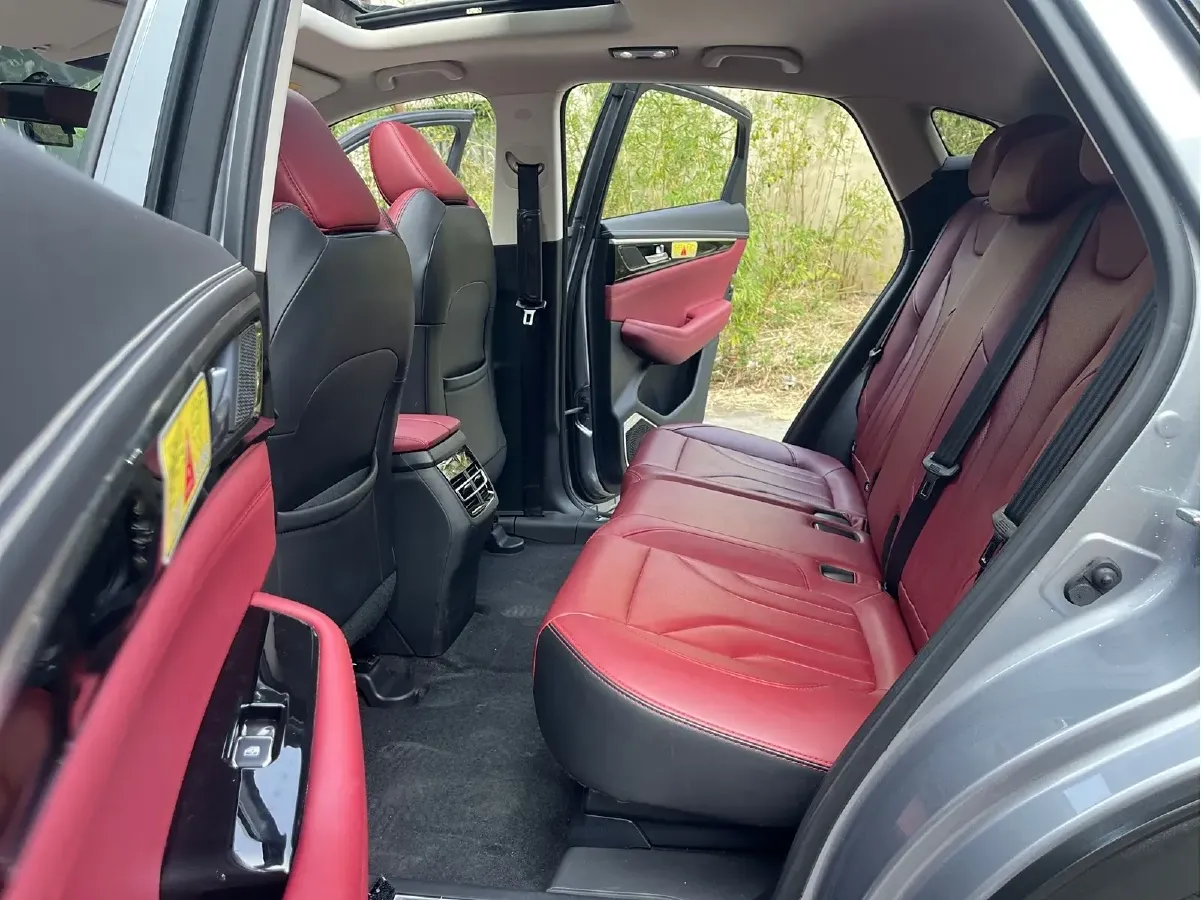 2019 ChangAn CS85 Coupe 2.0T 233HP L4 8AT,autocango,china used car exporter,china ev exporter,chinese used car exporter,chinese used ev exporter