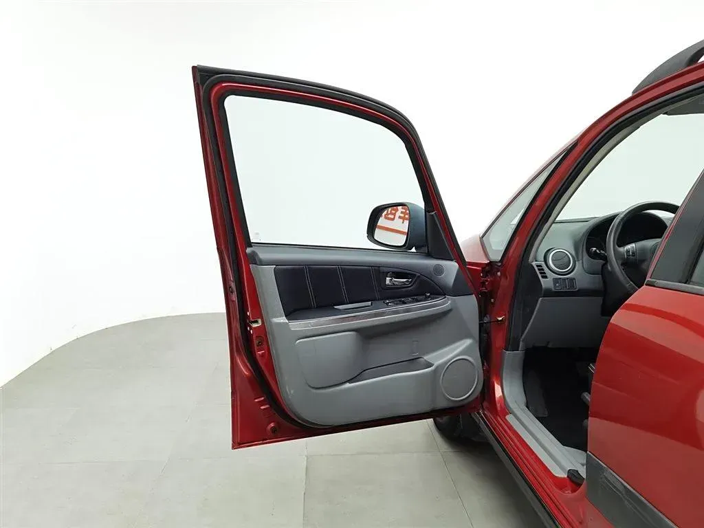 2011 Suzuki SX4 1.6L 109HP L4 4AT,autocango,china used car exporter,china ev exporter,chinese used car exporter,chinese used ev exporter