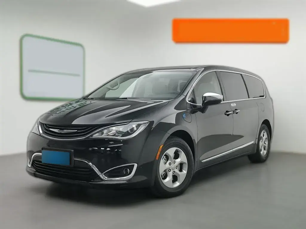 2018 Chrysler Pacifica 3.6L 245HP V6 E-CVT PHEV 16KWH