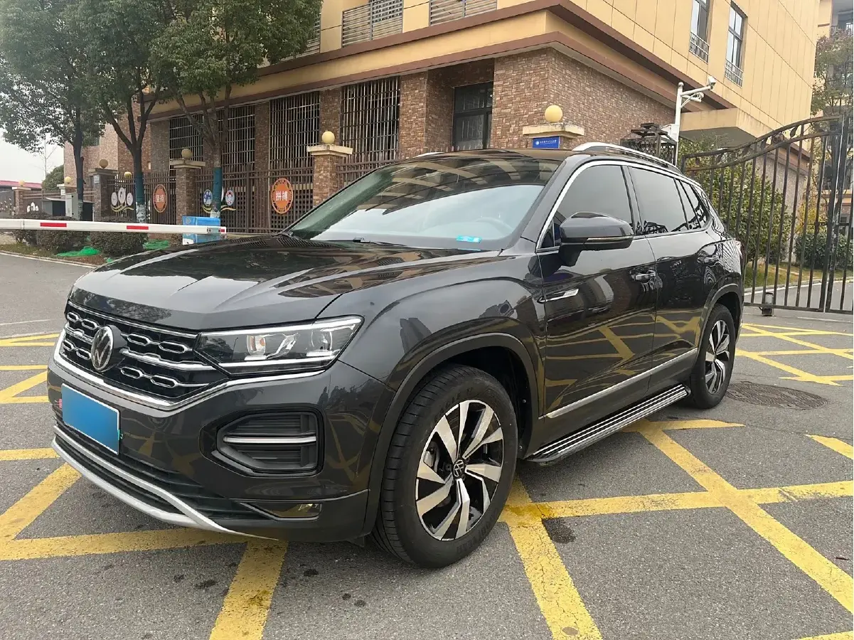 2022 Volkswagen Tayron 2.0T 186HP L4 7DCT