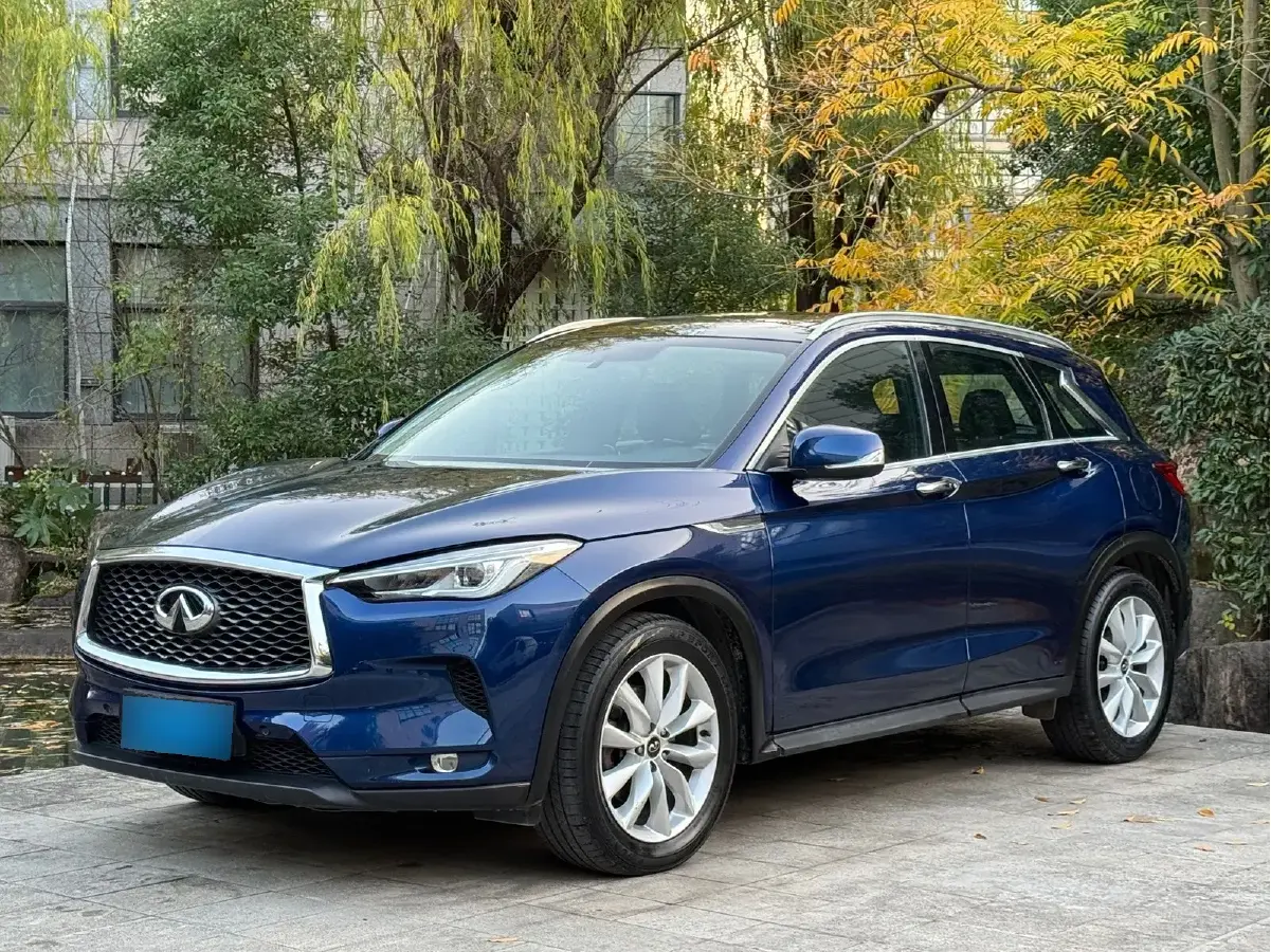 2018 Infiniti QX50 2.0T 245HP L4 CVT