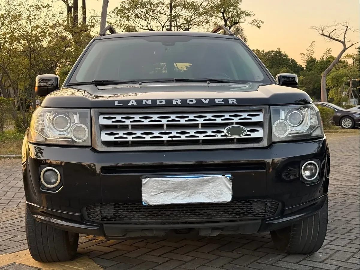 2013 Land Rover Freelander 2 2.0T 240HP L4 6AT,autocango,china used car exporter,china ev exporter,chinese used car exporter,chinese used ev exporter