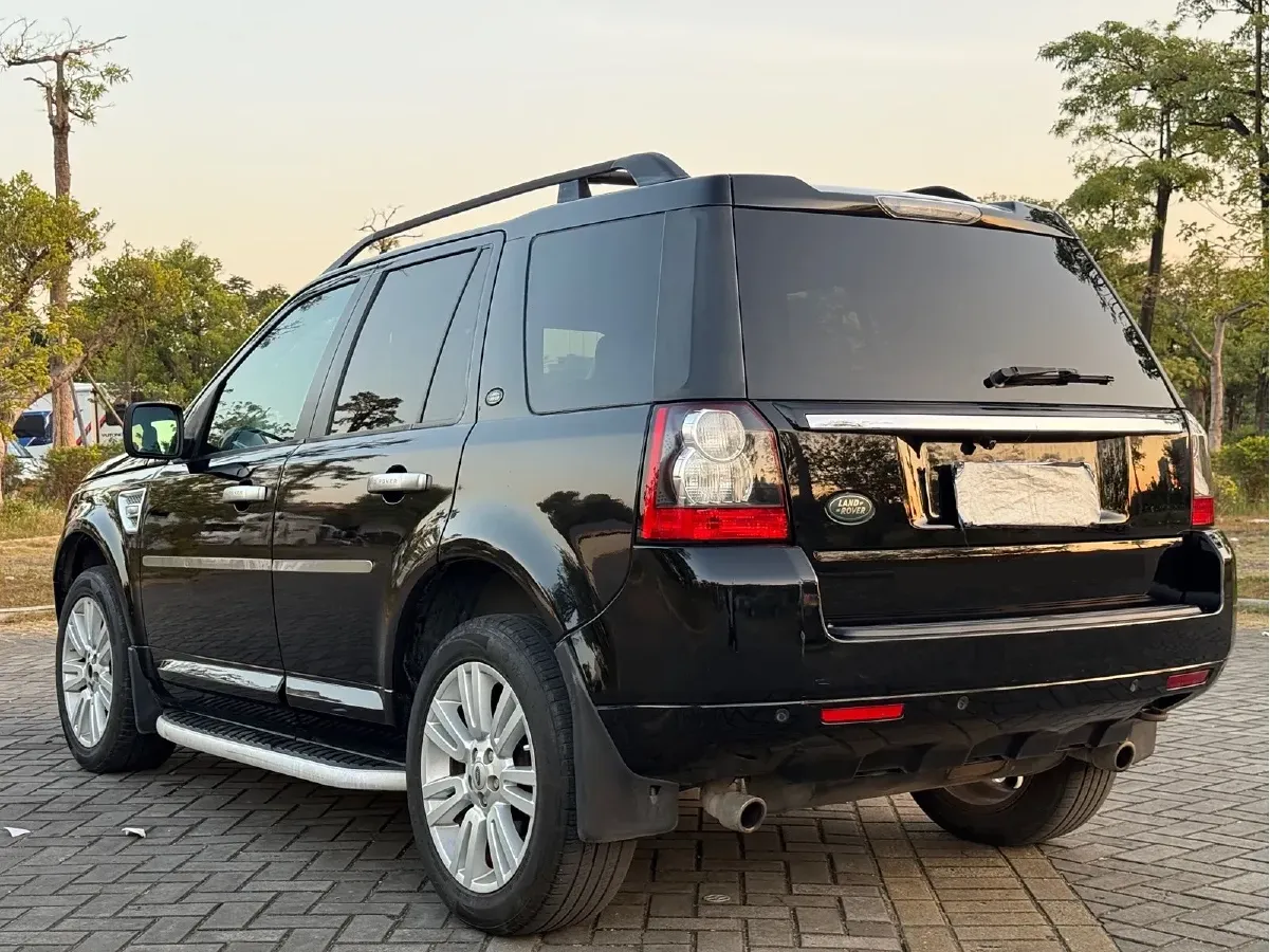 2013 Land Rover Freelander 2 2.0T 240HP L4 6AT,autocango,china used car exporter,china ev exporter,chinese used car exporter,chinese used ev exporter