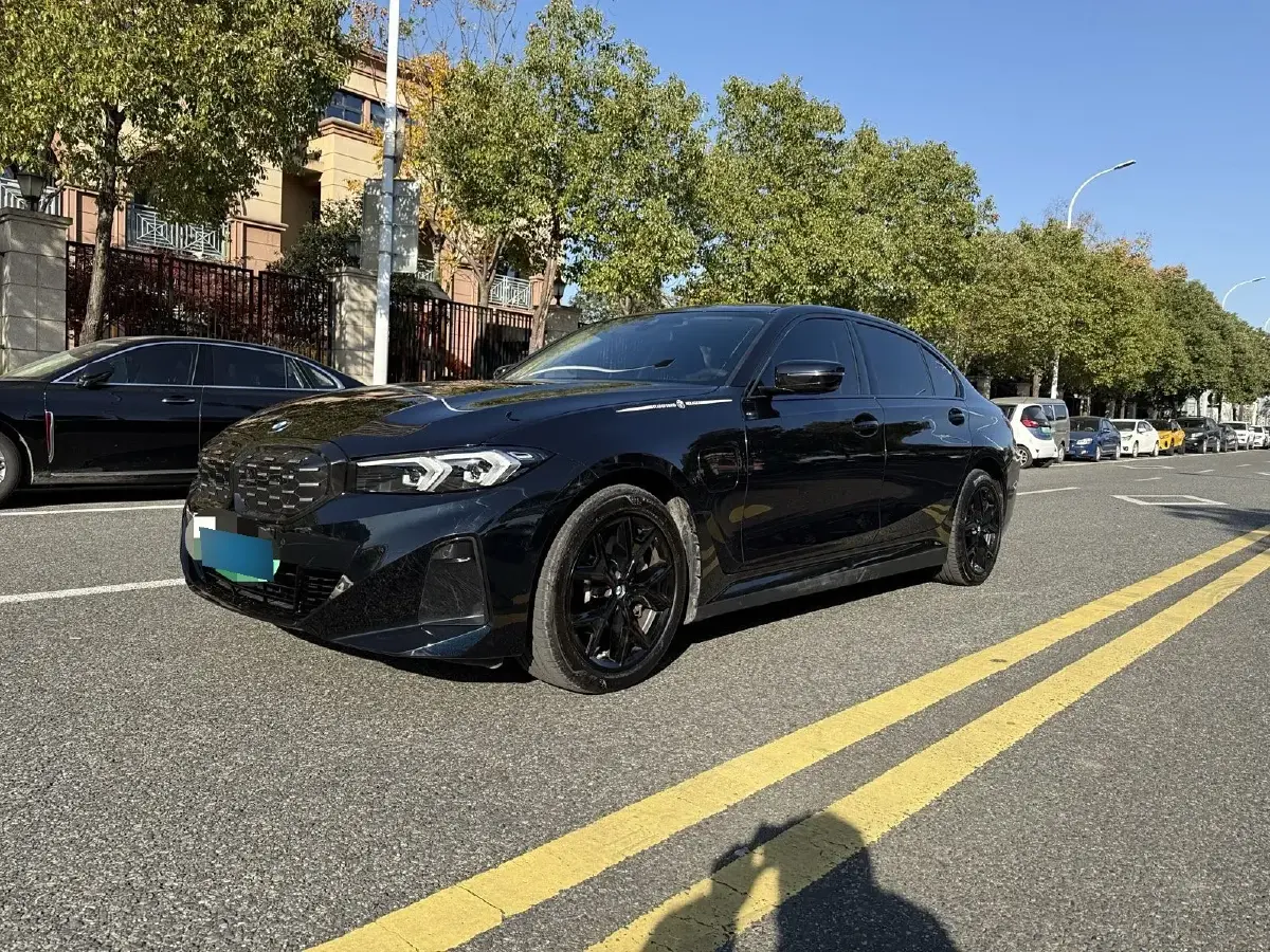 2024 BMW i3 BEV 70KWH