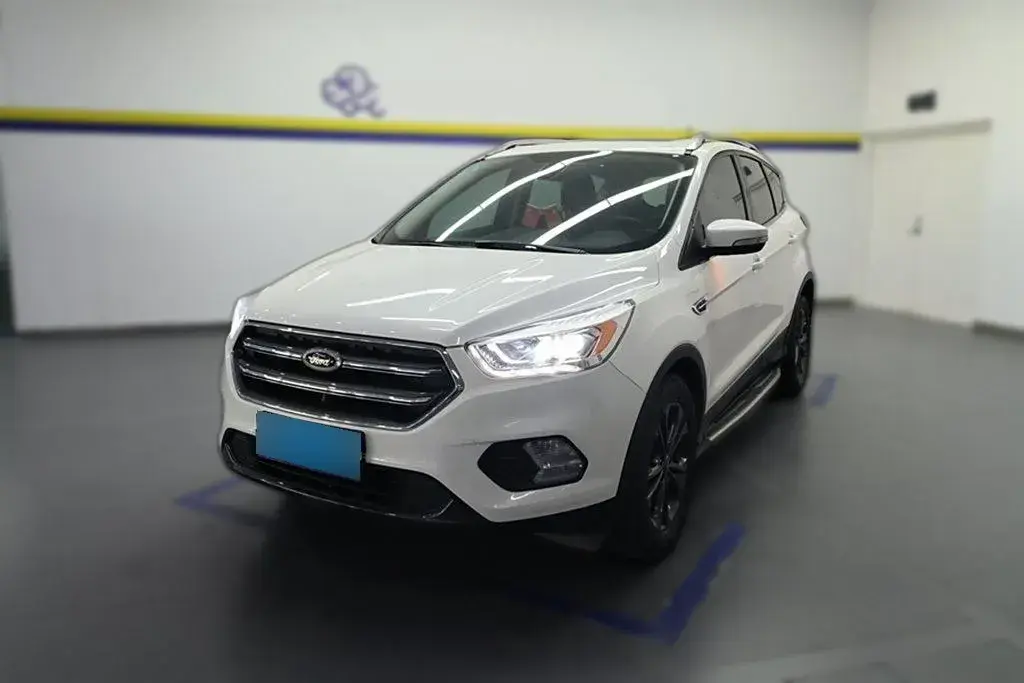 2019 Ford Kuga 1.5T 182HP L4 6AT