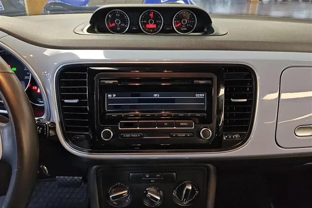 2013 Volkswagen Beetle 1.2T 105HP L4 7DCT,autocango,china used car exporter,china ev exporter,chinese used car exporter,chinese used ev exporter