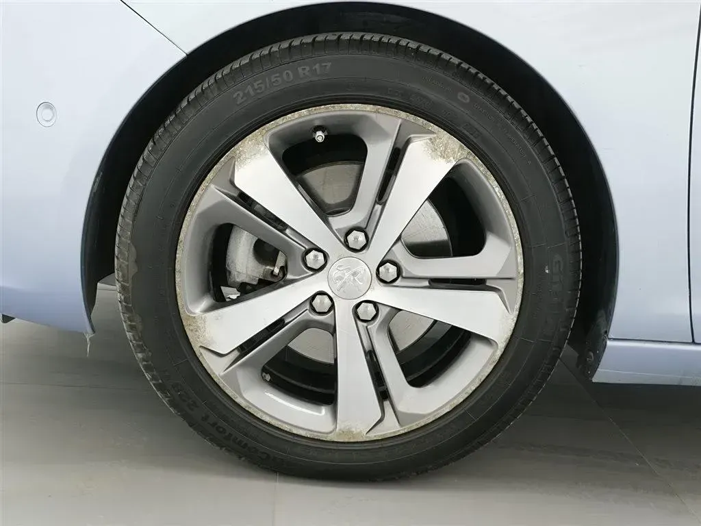 2015 Peugeot 308S 1.6T 167HP L4 6AT,autocango,china used car exporter,china ev exporter,chinese used car exporter,chinese used ev exporter